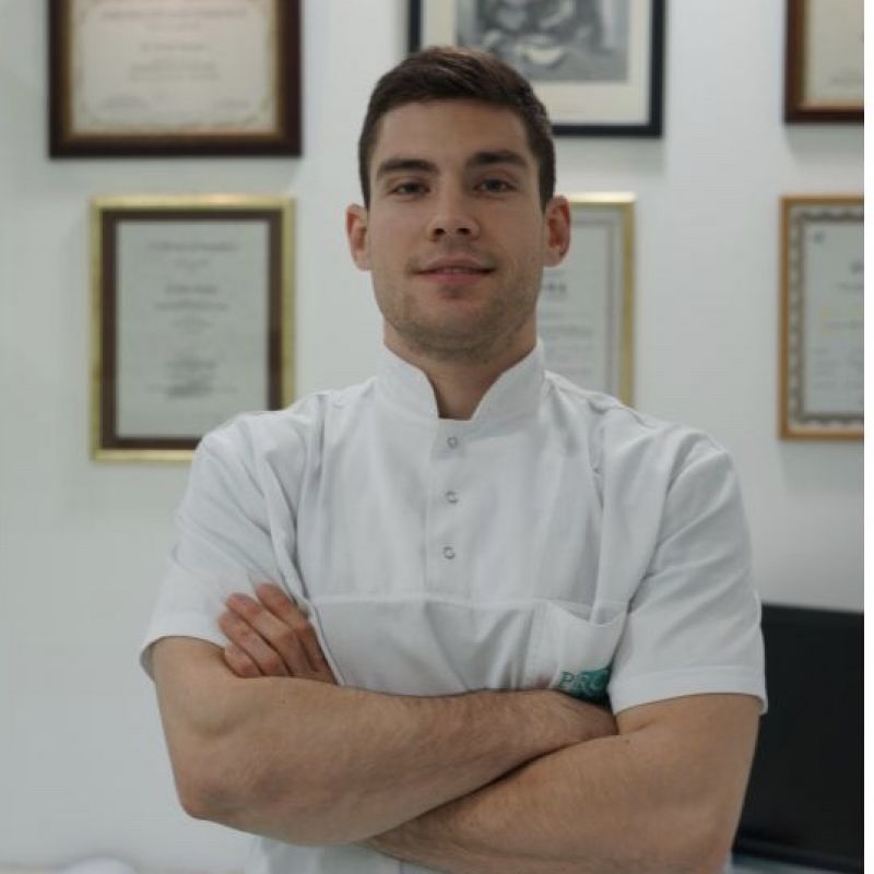 Dr Luka Tucakov